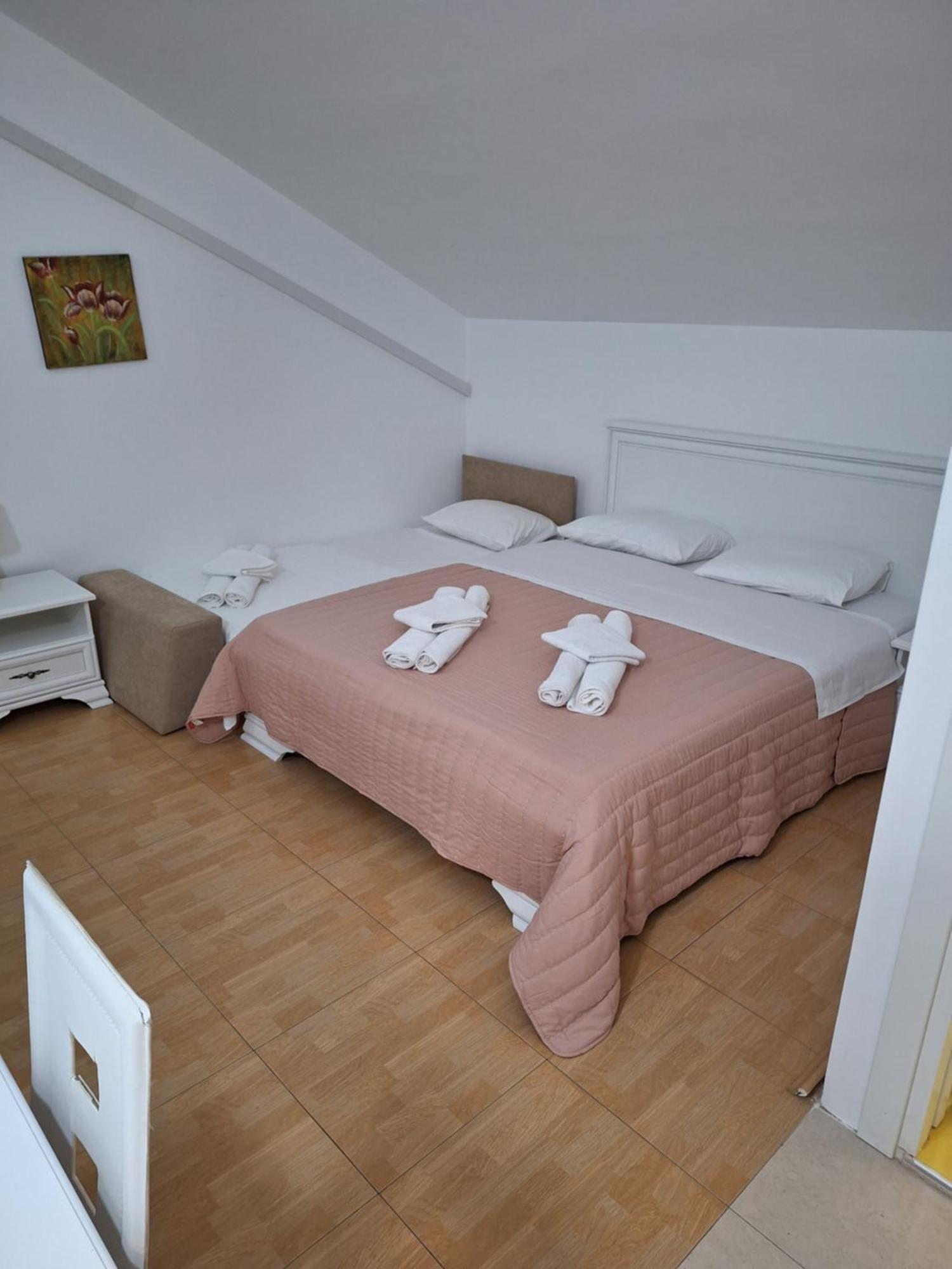 Apartmani P&M Τίβατ Εξωτερικό φωτογραφία