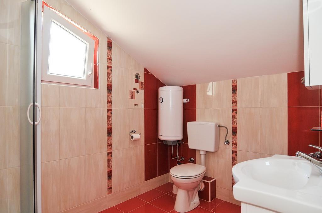 Apartmani P&M Τίβατ Εξωτερικό φωτογραφία